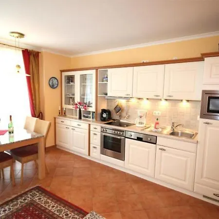 Duenenschloss-haus-2-wohnung-14-227 아파트 *